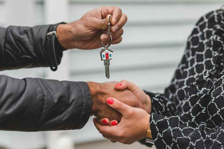 Quel est le taux des frais de notaire dans le cadre de l’achat d’un terrain ou d’une maison neuve ?